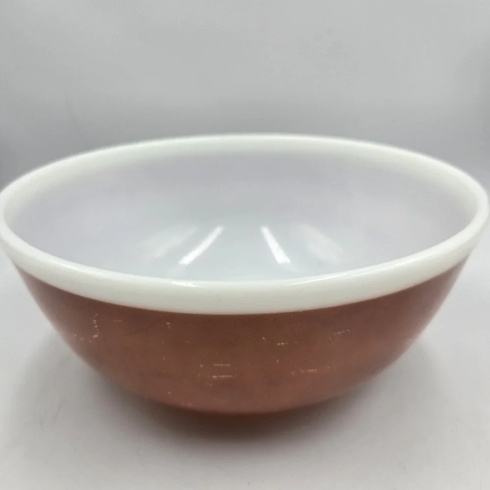 Vintage Pyrex Americana 4 Qt. Mixing Nesting Bowl 404 Fall Brown White Rim 10.5